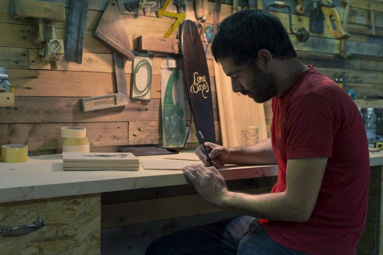 Camiseta Old Boy by Lázaro Long Days longboards