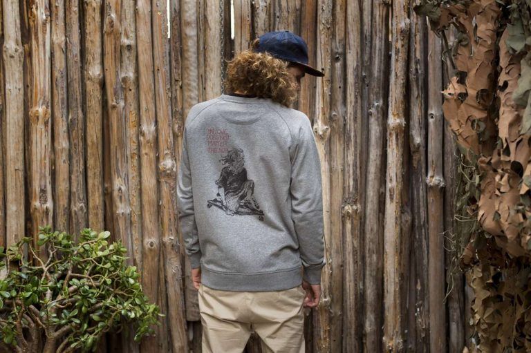Sudadera Old Boy Trasera/Long Days/Longboard
